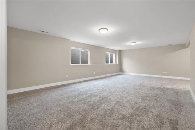 100 S Seven Oaks Road, North Liberty, IA 52317