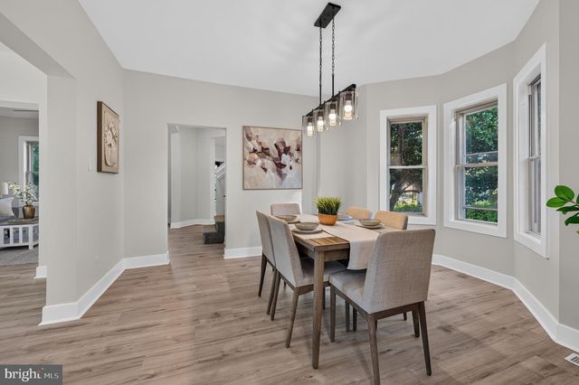 16 W GREENWOOD AVE, Oaklyn, NJ 08107