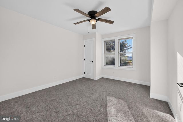16 W GREENWOOD AVE, Oaklyn, NJ 08107
