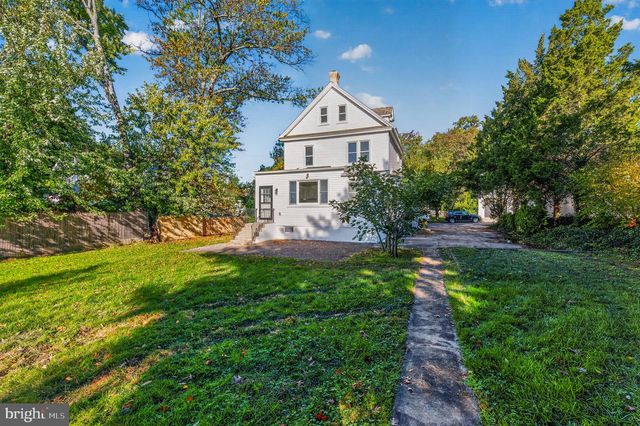 16 W GREENWOOD AVE, Oaklyn, NJ 08107