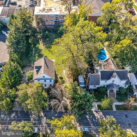 16 W GREENWOOD AVE, Oaklyn, NJ 08107