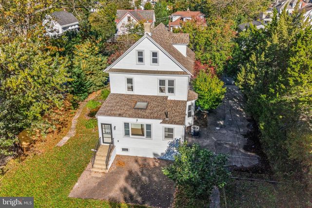 16 W GREENWOOD AVE, Oaklyn, NJ 08107