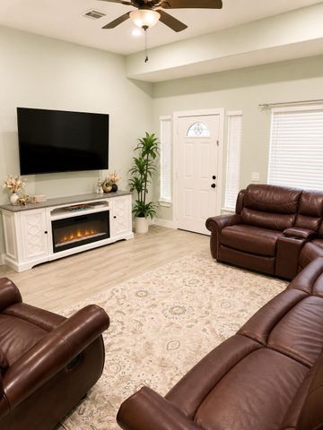 676 Bradford Street, Conroe, TX 77303