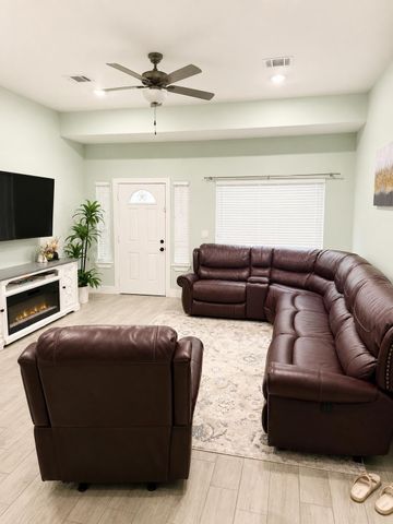 676 Bradford Street, Conroe, TX 77303
