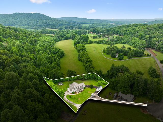 2510 Chimney Springs Rd, Cookeville, TN 38506