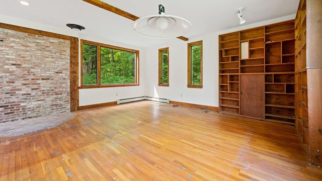7 Tannery Hill Road, Hancock, NH 03449