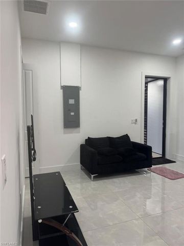 2807 Leeland Heights BLVD E, Lehigh Acres, FL 33936