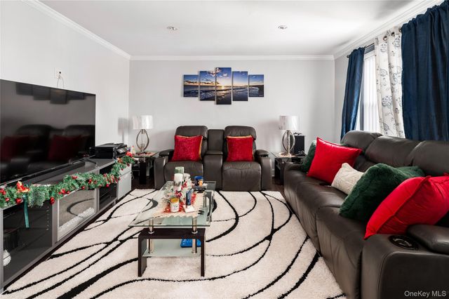 312 Richbell C4, Mamaroneck, NY 10543