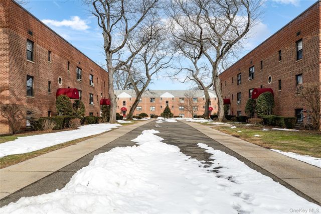 312 Richbell C4, Mamaroneck, NY 10543