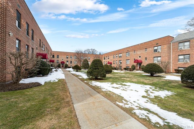 312 Richbell C4, Mamaroneck, NY 10543