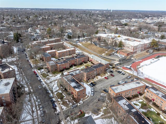 312 Richbell C4, Mamaroneck, NY 10543