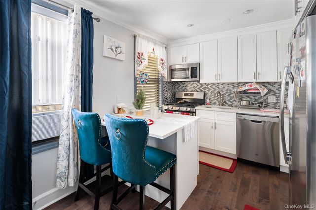 312 Richbell C4, Mamaroneck, NY 10543