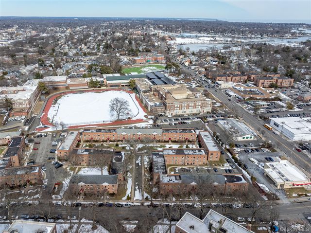 312 Richbell C4, Mamaroneck, NY 10543