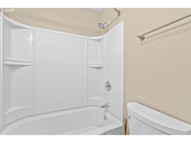 2210 MAPLE St, Forest Grove, OR 97116