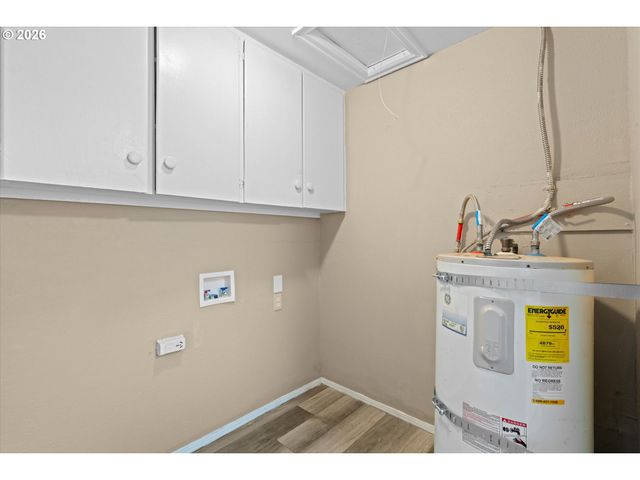 2210 MAPLE St, Forest Grove, OR 97116