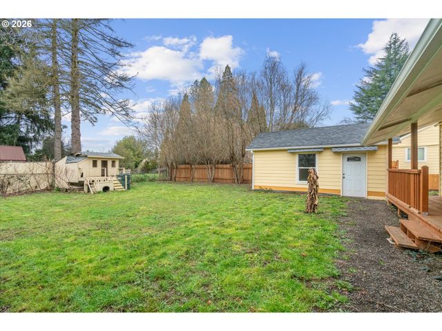 2210 MAPLE St, Forest Grove, OR 97116