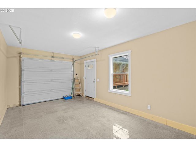 2210 MAPLE St, Forest Grove, OR 97116