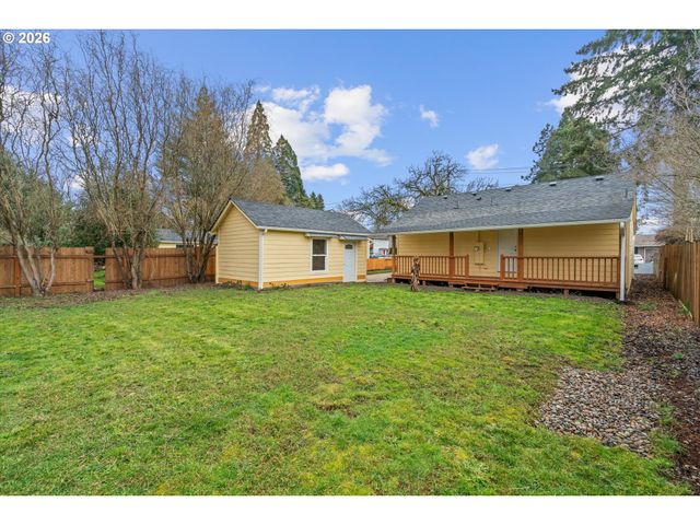 2210 MAPLE St, Forest Grove, OR 97116