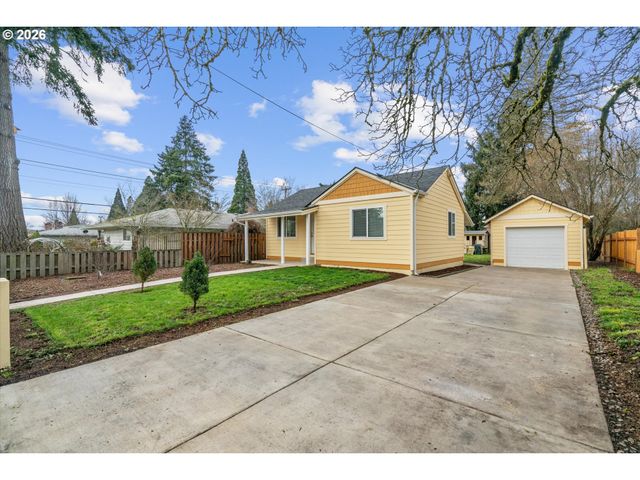 2210 MAPLE St, Forest Grove, OR 97116