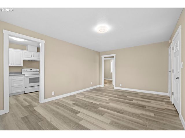 2210 MAPLE St, Forest Grove, OR 97116