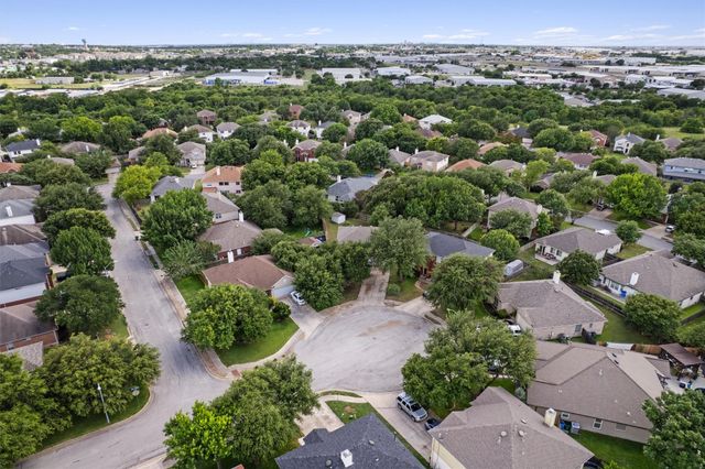 1623 War Horse LN, Round Rock, TX 78664