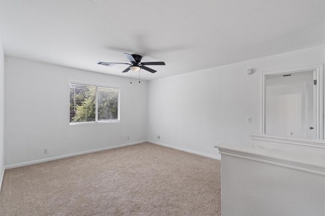 1623 War Horse LN, Round Rock, TX 78664