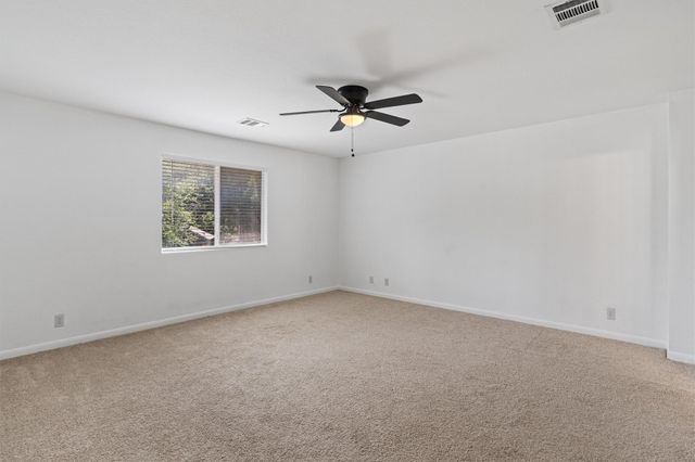 1623 War Horse LN, Round Rock, TX 78664