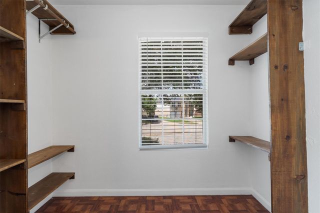 1623 War Horse LN, Round Rock, TX 78664