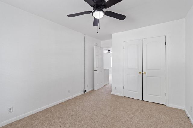 1623 War Horse LN, Round Rock, TX 78664
