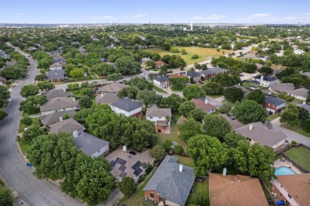 1623 War Horse LN, Round Rock, TX 78664
