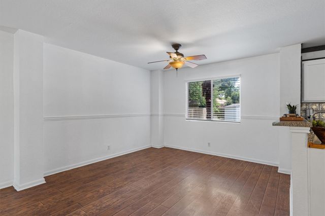 1623 War Horse LN, Round Rock, TX 78664