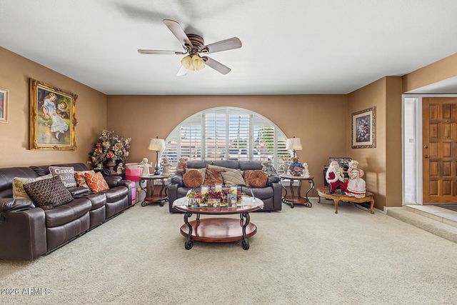 8530 N 45TH Drive, Glendale, AZ 85302