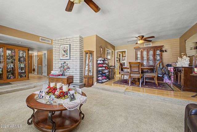8530 N 45TH Drive, Glendale, AZ 85302