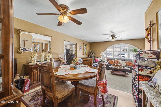8530 N 45TH Drive, Glendale, AZ 85302