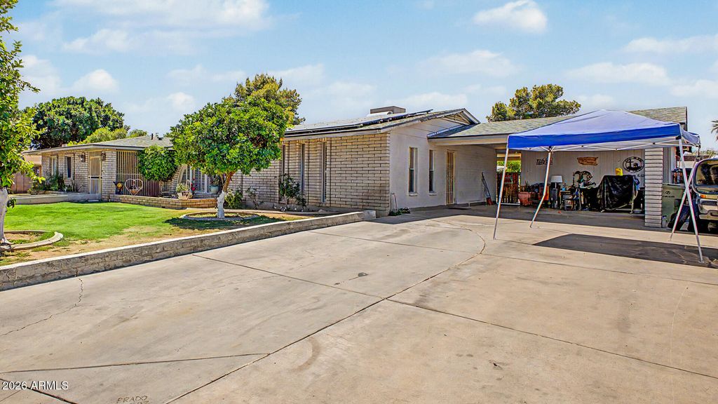 8530 N 45TH Drive, Glendale, AZ 85302 — photo 3