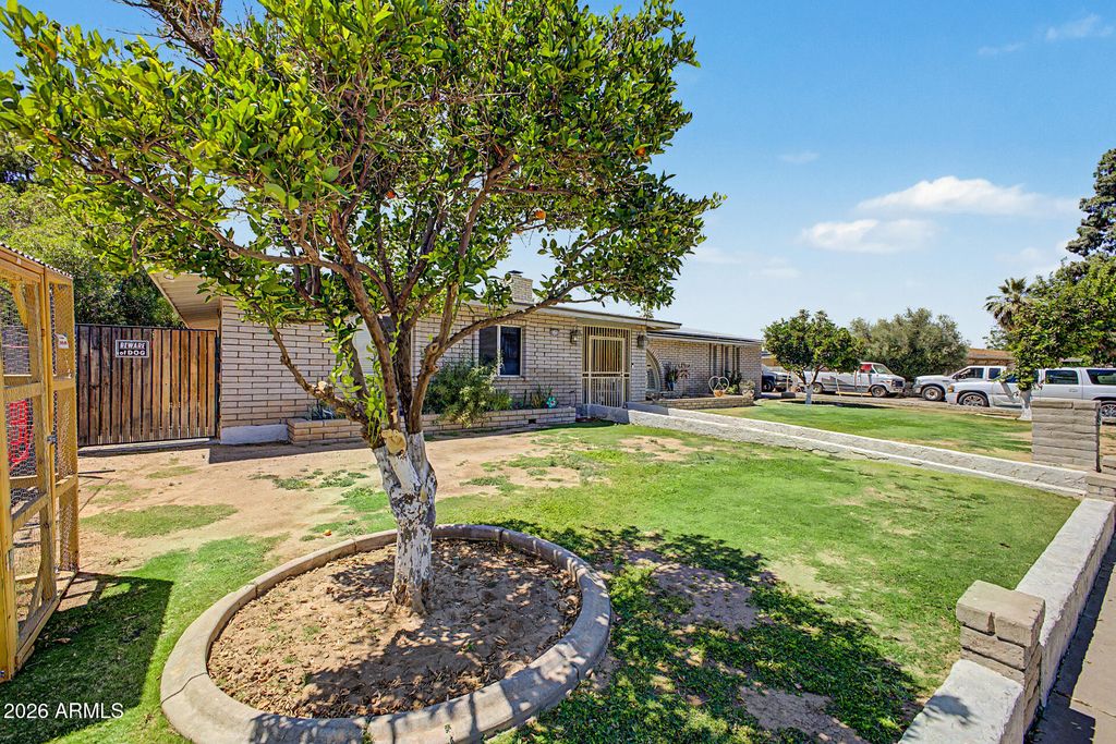 8530 N 45TH Drive, Glendale, AZ 85302 — photo 4