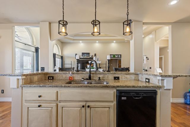 59488 E 301 Road, Grove, OK 74344