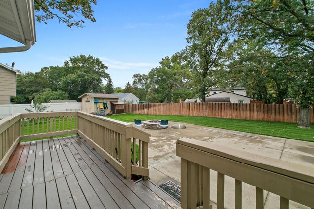 1871 130th Lane NW, Coon Rapids, MN 55448