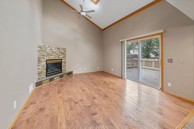 1871 130th Lane NW, Coon Rapids, MN 55448