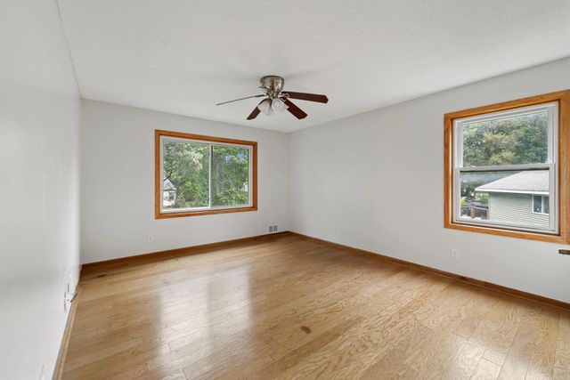 1871 130th Lane NW, Coon Rapids, MN 55448