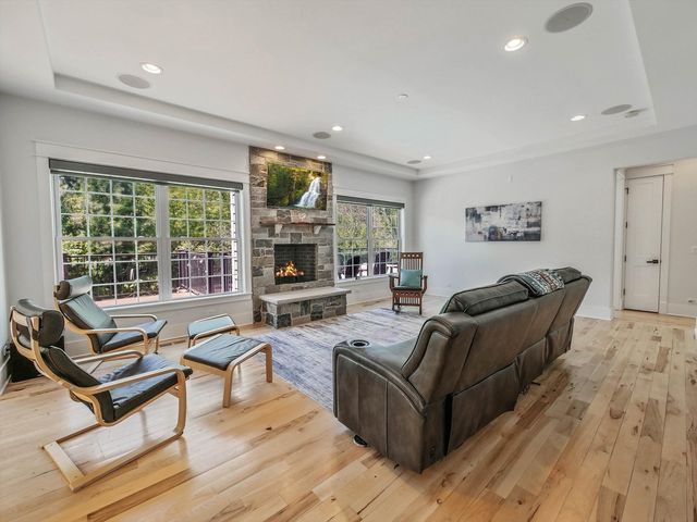 S492 Rebecca Lane, Winfield, IL 60190
