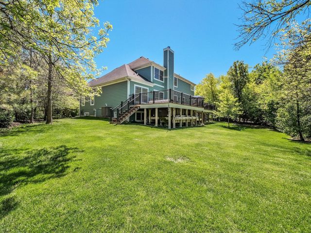 S492 Rebecca Lane, Winfield, IL 60190