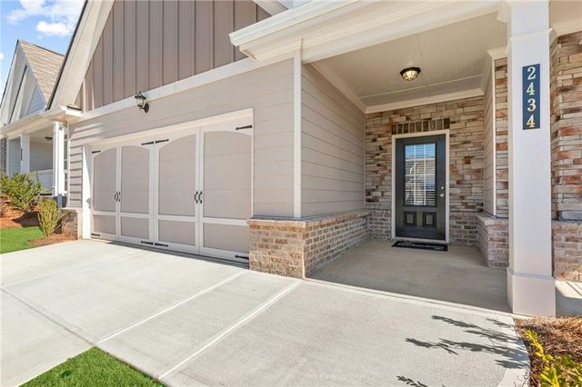 2474 Anhinga Drive, Loganville, GA 30052