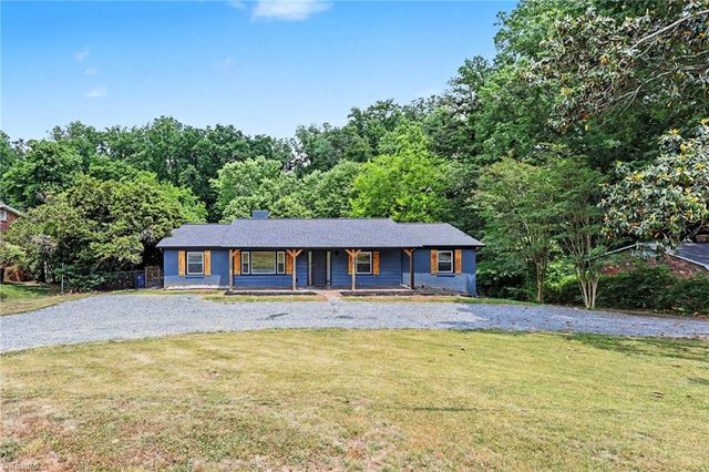 3927 Beacon Drive, Winston-salem, NC 27106