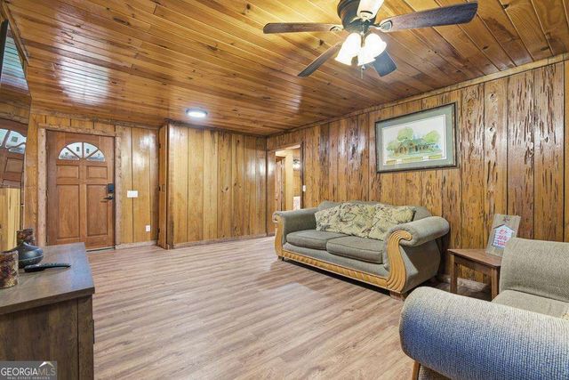 1843 Old Mobile Road, Mccaysville, GA 30555