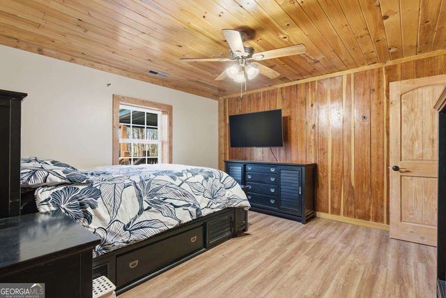 1843 Old Mobile Road, Mccaysville, GA 30555