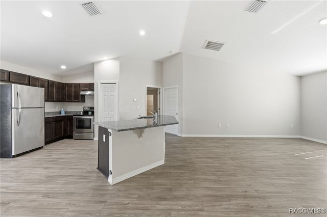 2039 W Shellbark Drive, Citrus Springs, FL 34434