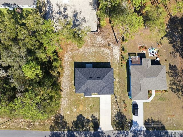 2039 W Shellbark Drive, Citrus Springs, FL 34434