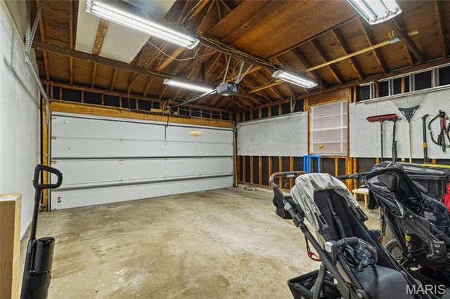 11756 Long Leaf Circle, St Louis, MO 63146