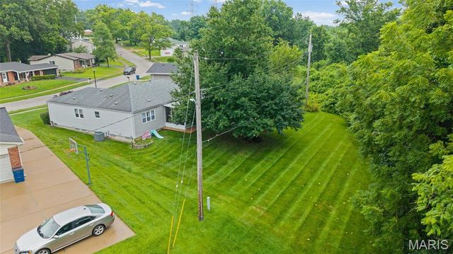 11756 Long Leaf Circle, St Louis, MO 63146
